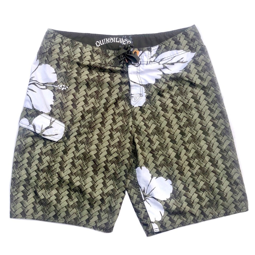 Quiksilver Hawaiian Floral Surf Swim Green Board Casual Packable Shorts EUC 38